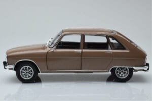 Renault 16 TX Bege Metálico Norev 1:18 185364 Metal - imagem 4 de 8