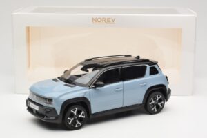 Renault 4 E-Tech Electric Cloud Blue Norev 1:18 185521 Metal - imagem 8 de 8
