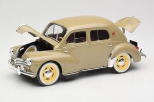 Renault 4CV Berline Gris Ardoise Solido 1:18 8059 Metal - imagem 2 de 8