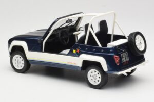 Renault 4L JP4 Azul Otto 1:18 OT212 Resina - imagem 5 de 6