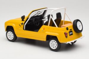 Renault 4L JP4 Jaune Tournesol Otto 1:18 OT1079 Resina - imagem 5 de 6