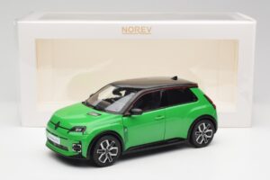 Renault 5 E-Tech Electric Pop Verde & Preto Norev 1:18 185502 Metal - imagem 8 de 8