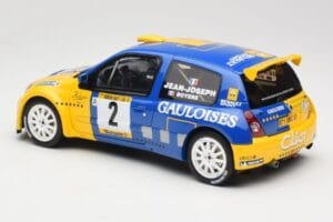 Renault Clio II S1600 #2 S. Joseph Jean / J. Boyere Barum Rally 2004 Otto 1:18 OT1152 Resina - imagem 5 de 6