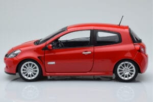 Renault Clio RS III Toro Vermelho Norev 1:18 185252 Metal - imagem 4 de 8
