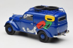 Renault Juvaquatre Michelin Blue Solido 1:18 82008 Metal - imagem 6 de 8