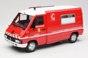 Renault Master T30 VSAB Bombeiros Vermelho Otto 1:18 OT1107 Resina