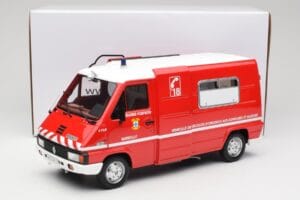 Renault Master T30 VSAB Bombeiros Vermelho Otto 1:18 OT1107 Resina - imagem 6 de 6