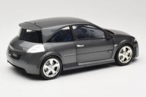 Renault Megane Mk2 RS Vampire Grey Norev 1:18 185101 Metal - imagem 3 de 8