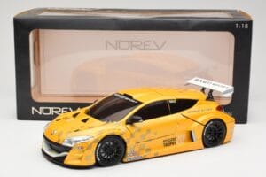Renault Megane Trophy Showcar Amarelo Eurocup Megane Trophy 2011 Norev 1:18 185109 Metal - imagem 8 de 8