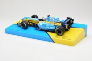 Renault R25 #5 F. Alonso 2nd Place British GP 2005 Minichamps 1:18 147051105 Metal - imagem 5 de 6