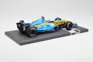 Renault R25 #5 F. Alonso 2nd Place British GP 2005 Minichamps 1:18 117051105 Metal - imagem 3 de 6