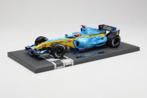Renault R25 #5 F. Alonso 2nd Place British GP 2005 Minichamps 1:18 117051105 Metal - imagem 5 de 6