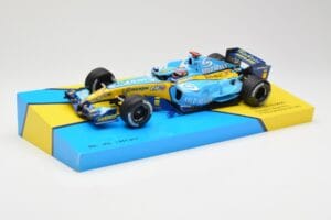Renault R25 #5 F. Alonso 2nd Place British GP 2005 Minichamps 1:18 147051105 Metal - imagem 2 de 6