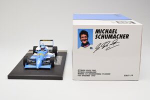 Reynard Spiess F903 #2 M. Schumacher Winner International F3 Fuji Speedway 1990 Minichamps 1:18 517901823 Metal - imagem 6 de 6