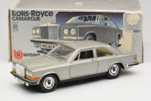 Rolls-Royce Camargue Prateado Diamond Edition Bburago 1:18 3001-M3 Metal - imagem 8 de 8