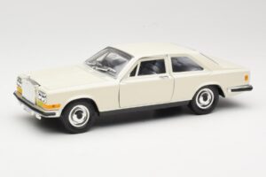 Rolls-Royce Camargue Branco Bburago 1:22 3001-M1 Metal