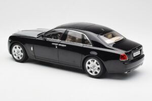Rolls-Royce Ghost Preto & Prata Kyosho 1:18 008802BKS2 Metal - imagem 7 de 8