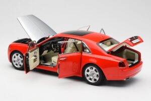 Rolls-Royce Ghost Vermelho & Prata Kyosho 1:18 008802RS Metal - imagem 5 de 8