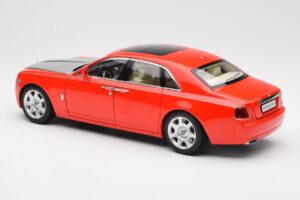 Rolls-Royce Ghost Vermelho & Prata Kyosho 1:18 008802RS Metal - imagem 7 de 8