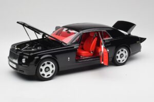 Rolls-Royce Phantom Coupe Diamond Preto Kyosho 1:18 08862DBK Metal - imagem 2 de 8