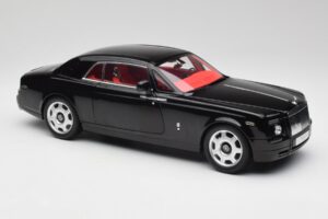 Rolls-Royce Phantom Coupe Diamond Preto Kyosho 1:18 08862DBK Metal - imagem 6 de 8