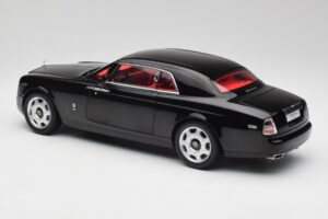 Rolls-Royce Phantom Coupe Diamond Preto Kyosho 1:18 08862DBK Metal - imagem 7 de 8