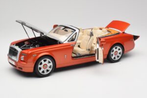 Rolls-Royce Phantom Drophead Coupe Mandarin Laranja Kyosho 1:18 08871P Metal - imagem 2 de 10