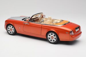 Rolls-Royce Phantom Drophead Coupe Mandarin Laranja Kyosho 1:18 08871P Metal - imagem 9 de 10