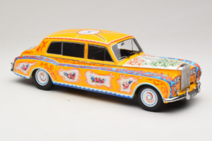 Rolls-Royce Phantom V John Lennon Paragon 1:18 PA-92121 Metal - imagem 6 de 8