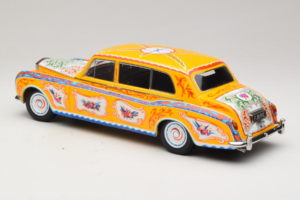 Rolls-Royce Phantom V John Lennon Paragon 1:18 PA-92121 Metal - imagem 7 de 8