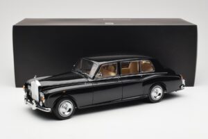Rolls-Royce Phantom VI EWB Preto Kyosho 1:18 08905BK Metal - imagem 8 de 8