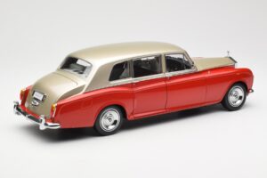 Rolls-Royce Phantom VI Vermelho Bege Claro Kyosho 1:18 08905RLB Metal - imagem 3 de 8