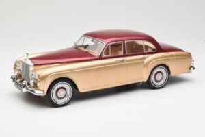 Rolls-Royce Silver Cloud III Flying Spur H.J. Mulliner Vermelho & Dourado MCG 1:18 MCG18132 Metal