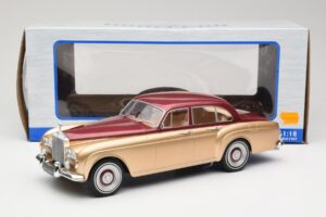 Rolls-Royce Silver Cloud III Flying Spur H.J. Mulliner Vermelho & Dourado MCG 1:18 MCG18132 Metal - imagem 6 de 6