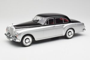 Rolls-Royce Silver Cloud III Mulliner Prata & Preto MCG 1:18 MCG18128 Metal