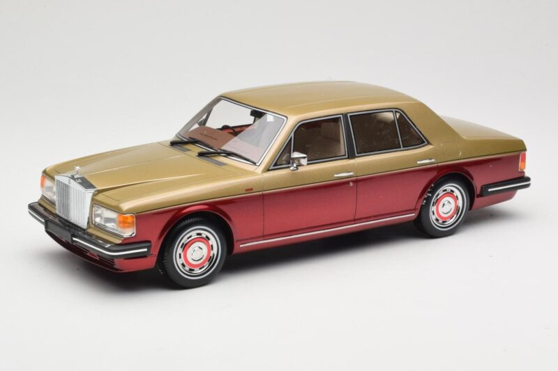 Rolls-Royce Silver Spirit Bege Vermelho BoS Models 1:18 BOS061 Resina