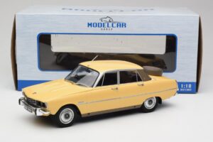 Rover 3500 V8 P6 Creme MCG 1:18 MCG18046 Metal - imagem 6 de 6