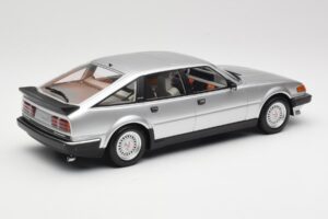 Rover Vitesse SD1 3.5 V8 Prata Minichamps 1:18 107138402 Metal - imagem 2 de 6