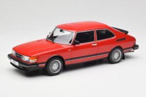Saab 900 GL Vermelho MCG 1:18 MCG18340 Metal