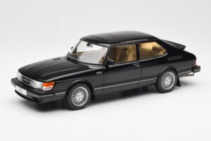 Saab 900 Turbo Preto MCG 1:18 MCG18338 Metal