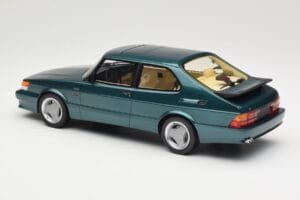 Saab 900 Turbo T16 Airflow Eucalyptus Green DNA 1:18 DNA000095 Metal - imagem 5 de 6