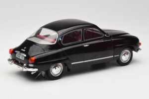 Saab 96 V4 Preto MCG 1:18 MCG18063 Metal - imagem 2 de 6