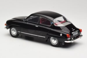 Saab 96 V4 Preto MCG 1:18 MCG18063 Metal - imagem 5 de 6