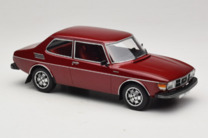 Saab 99 EMS Metallic Vermelho MCG 1:18 MCG18441 Metal - imagem 4 de 6