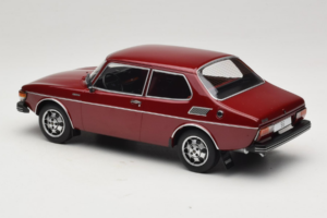 Saab 99 EMS Metallic Vermelho MCG 1:18 MCG18441 Metal - imagem 5 de 6