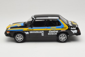 Saab 99 EMS #1 P. Eklund / B. Cederberg Rally Sweden 1977 MCG 1:18 MCG18825R Metal - imagem 3 de 6