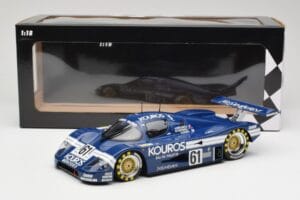 Sauber Mercedes C9 Kouros Racing #61 M. Thackwell / H. Pescarolo 24 Hours of Le Mans 1987 Minichamps 1:18 155873561 Metal - imagem 6 de 6