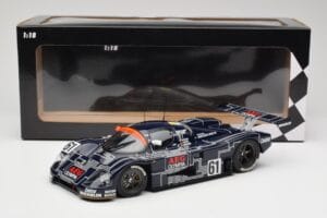 Sauber Mercedes C9 #61 M. Baldi / J. Weaver / J. Mass 24 Hours of Le Mans 1988 Minichamps 1:18 155883561 Metal - imagem 6 de 6