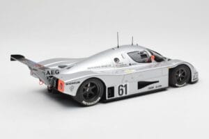 Sauber Mercedes C9 #61 M. Baldi / K. Acheson / G. Brancatelli 2nd Place 24 Hours of Le Mans 1989 Minichamps 1:18 155893561 Me - imagem 2 de 6