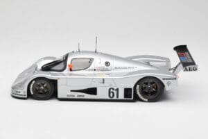 Sauber Mercedes C9 #61 M. Baldi / K. Acheson / G. Brancatelli 2nd Place 24 Hours of Le Mans 1989 Minichamps 1:18 155893561 Me - imagem 3 de 6